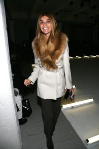 Carine+Roitfeld+Rodarte+Front+Row+Fall+08+F693TJBno6qx.jpg