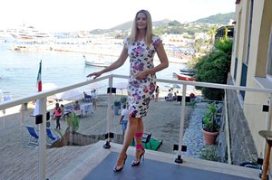    miras100717BZNImage5.jpg