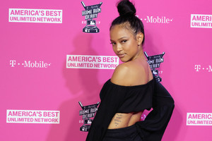 Karrueche+Tran+T+Mobile+Presents+Derby+After+4xflp6_Snkex.jpg