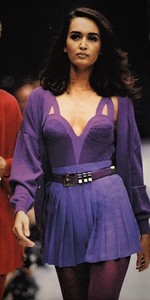 Gianni Versace Runway Show 1990.jpg