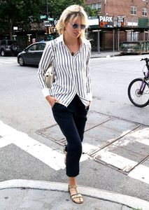 karolína-kurková-outfit-ideas-new-york-city-07-11-2017-4.jpg