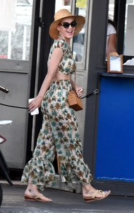    katyp170717BZNImage124.jpg