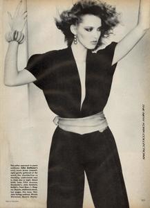 5974218a4f3b6_Boman__Giaviano_Vogue_US_February_1981_12.thumb.jpg.20bbe00f4c1df868a7e353b4cdbe8dbb.jpg