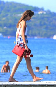   thill23220717BZNImage108.jpg