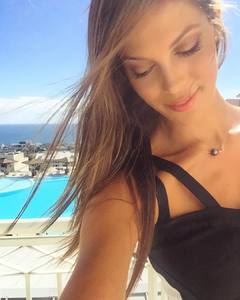 irismittenaeremf - BJhWmfsAuel.jpg