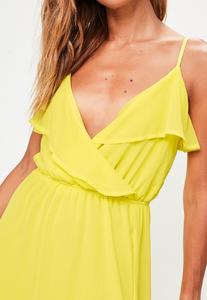 5977d379bfe6d_yellow-ruffle-cami-maxi-dress2.thumb.jpg.38d9e2053e63599efe3ecf4f7e4d0f70.jpg