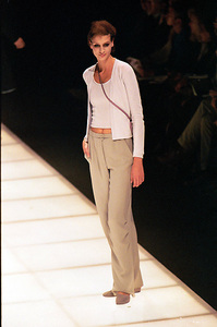 5978f8f761f97_GiorgioArmaniFallWinter19992000MilanFashionWeek.thumb.jpg.fefda60f38c30483cc5e9d5813deb5f7.jpg