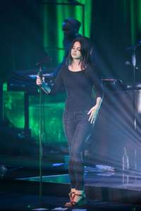 Lana-Del-Rey - Performs-at-O2-Academy-Brixton--11.jpg