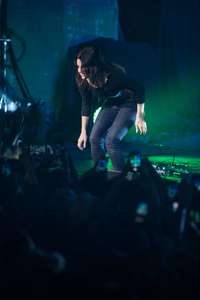 Lana-Del-Rey - Performs-at-O2-Academy-Brixton--12.jpg