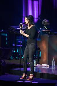 Lana-Del-Rey - Performs-at-O2-Academy-Brixton--14.jpg