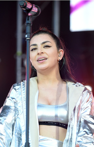    cxcx280717BZNImage39.jpg