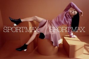 Adriana-Lima-by-Harley-Weir-for-Sportmax-FW-17.18-Campaign-1-760x507.thumb.jpg.721739e0bbc8ca3ff77be5a4db8bc3e0.jpg