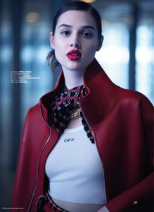 Anais-Pouliot-in-Red-Ready-by-Benjamin-Kanarek-for-ELLE-08.thumb.jpg.26bacdc146a9633c3f6d35b2f15924aa.jpg