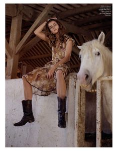Andreea-Diaconu-by-Dan-Martensen-for-Vogue-Paris-August-2017-4-760x985.jpg