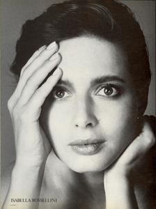 Avedon_Vogue_US_November_1982_04.thumb.jpg.9ca0faf2de16b0991e41f50bd8b59eef.jpg
