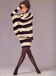 Avedon_Vogue_US_November_1982_07.thumb.jpg.5460170bd33249e7674f2f26ecf06cf7.jpg