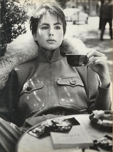 Avedon_Vogue_US_October_1984_12.thumb.jpg.aaf62114638accb84a2e79d778dd25fb.jpg