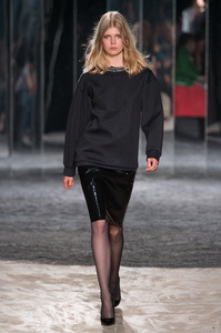 Azzaro-HC-RF17-0176.thumb.jpg.f51abb8098bea81b63a2363065688326.jpg