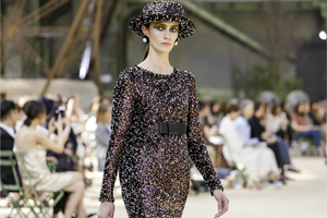 Chanel-Couture-FW17-Paris-8851-1499164020-zoom.jpg
