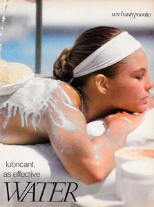 Comte_Vogue_US_June_1982_12.thumb.jpg.4233d8ed8d658be275a81d5694366a8b.jpg