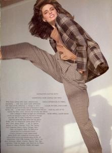 Comte_Vogue_US_March_1983_02.thumb.jpg.f4a3fee5123b0beb81676eddedb85fe2.jpg