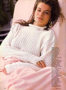 Cordula_Meisel_Vogue_US_September_1988_01.thumb.jpg.e6eba3bed08e762650728ed1f5c91612.jpg