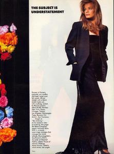 Cordula_Penn_Vogue_US_September_1988_08.thumb.jpg.8e0cae8bb4cd18e3f70d5224d1fece48.jpg