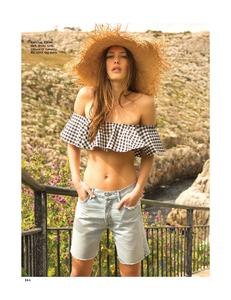 Cosmopolitan_UK_-_August_2017-page-015.jpg