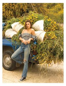 Cosmopolitan_UK_-_August_2017-page-018.jpg