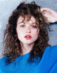 ELLE-Kazakhstan-August-2017-Dasha-Sergeeva-Irina-Lis-Costanzo-1-2.thumb.jpg.23c0c88eda6000656888905c0afa0bee.jpg