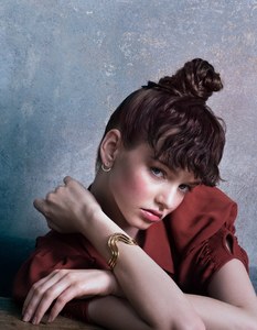 ELLE-Kazakhstan-August-2017-Dasha-Sergeeva-Irina-Lis-Costanzo-5.thumb.jpg.6f576eac592e386fd24f06ba618256d8.jpg