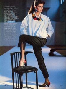 Elgort_Vogue_US_March_1982_02.thumb.jpg.a6fa91cfdf74278d6070b95962f18320.jpg