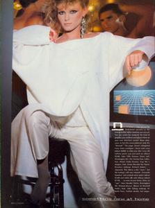 Giaviano_Vogue_US_November_1982_04.thumb.jpg.9de891319af56453c9de399bc281d8c0.jpg