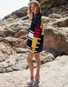 Grazia-Italy-Esti-Van-Balen-Biel-Juste-Xavi-Gordo-3.jpg