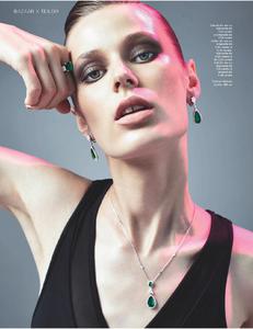 Harpers_Bazaar_Romania__IulieAugust_2017-page-003.jpg