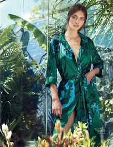 Hello_33_Fashion_Monthly__August_2017-page-002.jpg