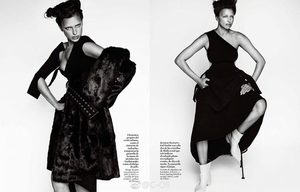 Irina-Shayk-by-Mario-Testino-for-Vogue-Spain-August-2017-7-760x487.thumb.jpg.f2c341de43e5f6175004e1ba3673a9f3.jpg