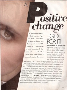 Isabella_Varriable_Vogue_US_October_1982_02.thumb.jpg.1e7cec56eaab78abd5fa4cacc317b6f2.jpg