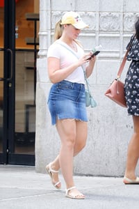 Iskra_lawrence__11_.jpg