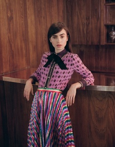 Lily-Collins-The-Edit-June-2017-Cover-Photoshoot06.thumb.jpg.60c50c249f9ca978c96e55e558594e9e.jpg