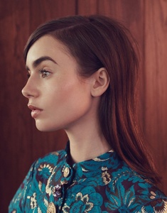 Lily-Collins-The-Edit-June-2017-Cover-Photoshoot09.thumb.jpg.26ac1a74f64b2770c492080cd673b1ec.jpg