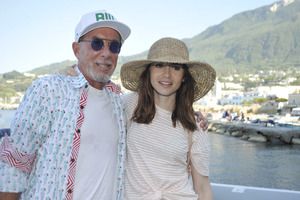 Lily_Collins__19_.jpg