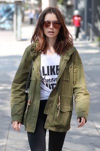 Lily_Collins__5_.jpg