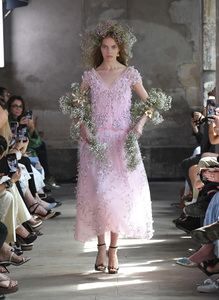 Mariana-Zaragoza-rodarte-01.jpg