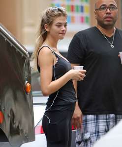 Megan-Blake-Irwin-out-in-New-York-City--06.thumb.jpg.1679f1c0f2f1ab60ada31070b74c9823.jpg