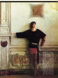 Metzner_Vogue_US_January_1986_02.thumb.jpg.85a6b598149ca3da3d466d5054c7fc9e.jpg