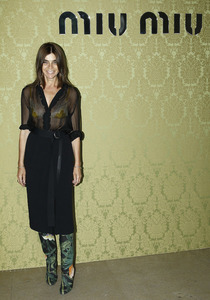 Miu_Miu_Croisiere_2014-2015_Carine_Roitfeld.jpg