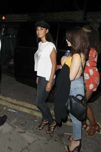 Nicole-Scherzinger-Leaving-Tape-nightclub--06.jpg