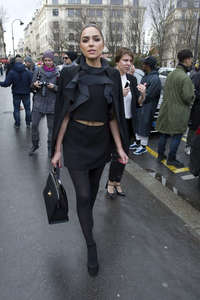 Olivia-Culpo--Arriving-the-Giambattista-Valli-Fashion-Show-2016--11.jpg