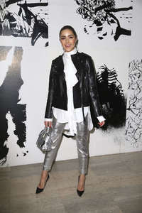 Olivia-Culpo--Paul-and-Joe-Fashion-Show-2016--05.jpg